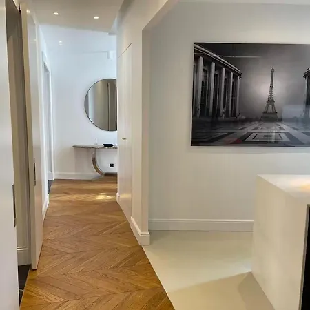 Domus Aurea Apartmán *